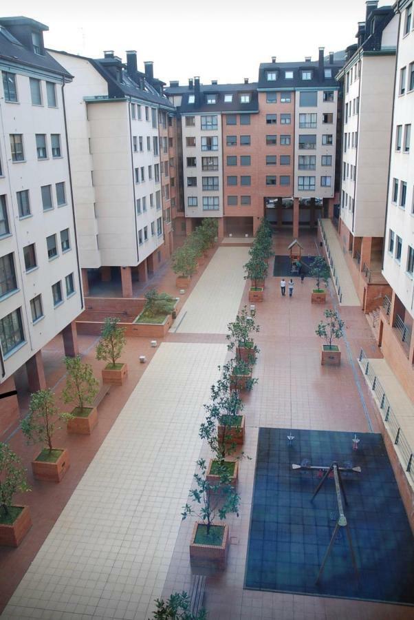 Apartamento en OVIEDO,WIFI Exterior foto